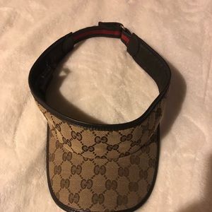 BROWN GUCCI LOGO VIZOR